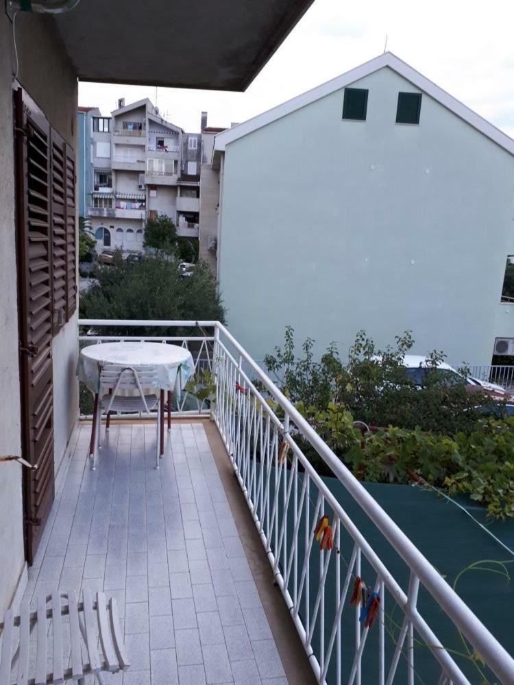 Pavlinovic Jure Apartment Makarska Exterior photo
